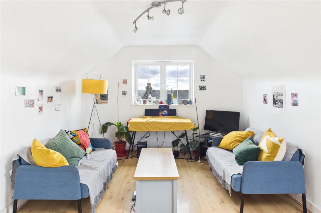 Main image of property: Thurlow Park Road, London, SE21