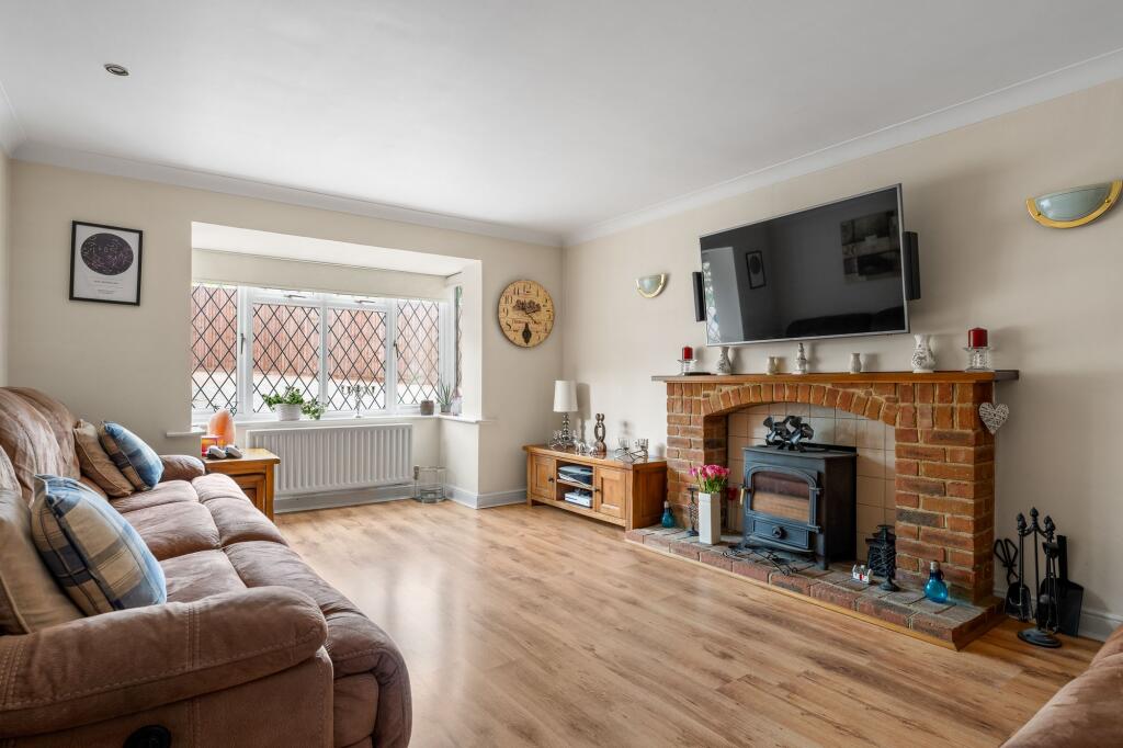 House in Tonbridge - View 3