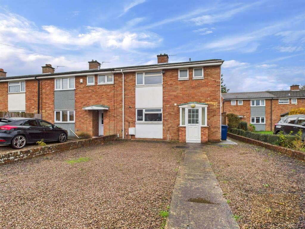 Main image of property: Innsworth Lane, Gloucester