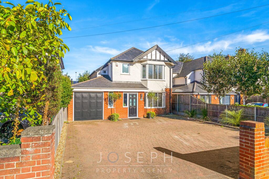 4-bed detached on Norwich Road, Ipswich, IP1, £415,000