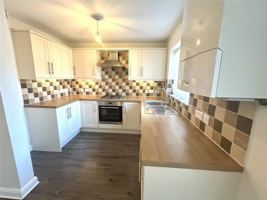 House in Newtown - View 2