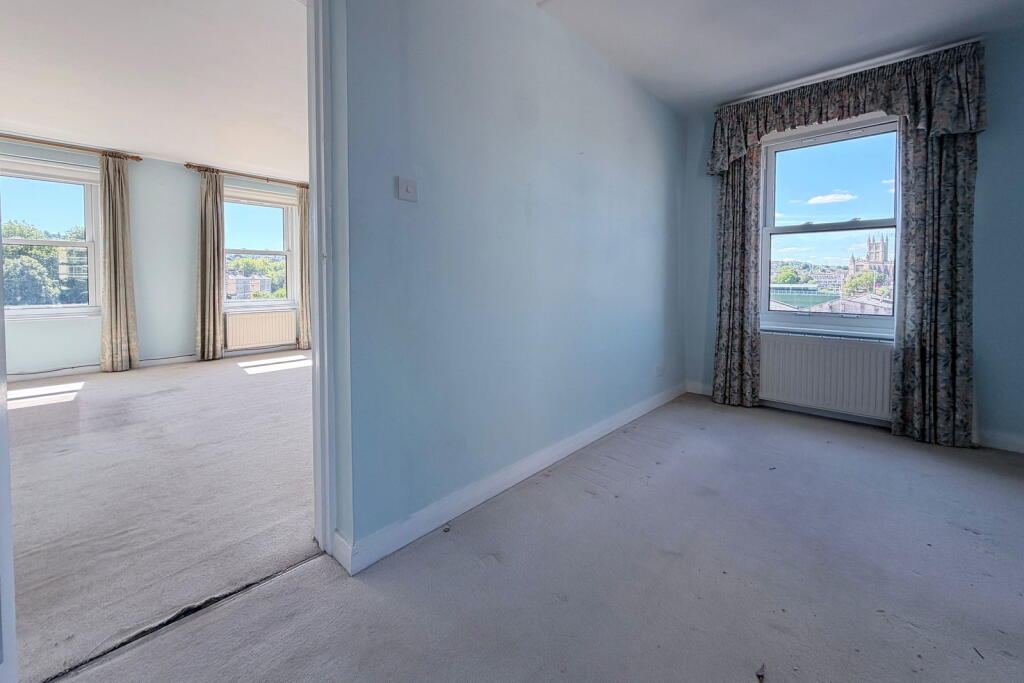 Apartment in Bath - More
