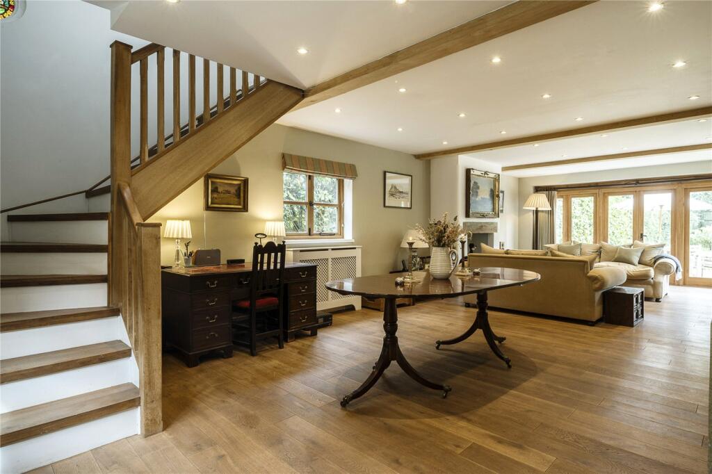 House in Swindon - View 4