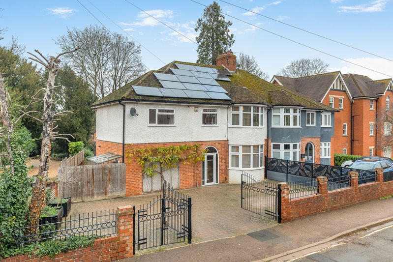 Main image of property: Dashwood Road, Banbury