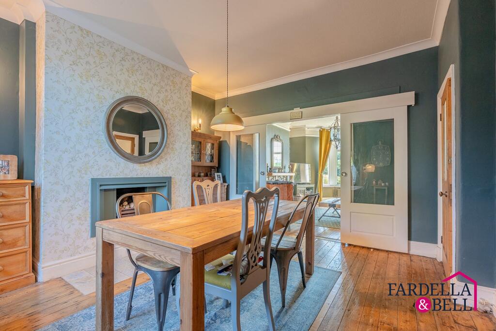 Blackburn Road, Padiham, BB12 - View 3