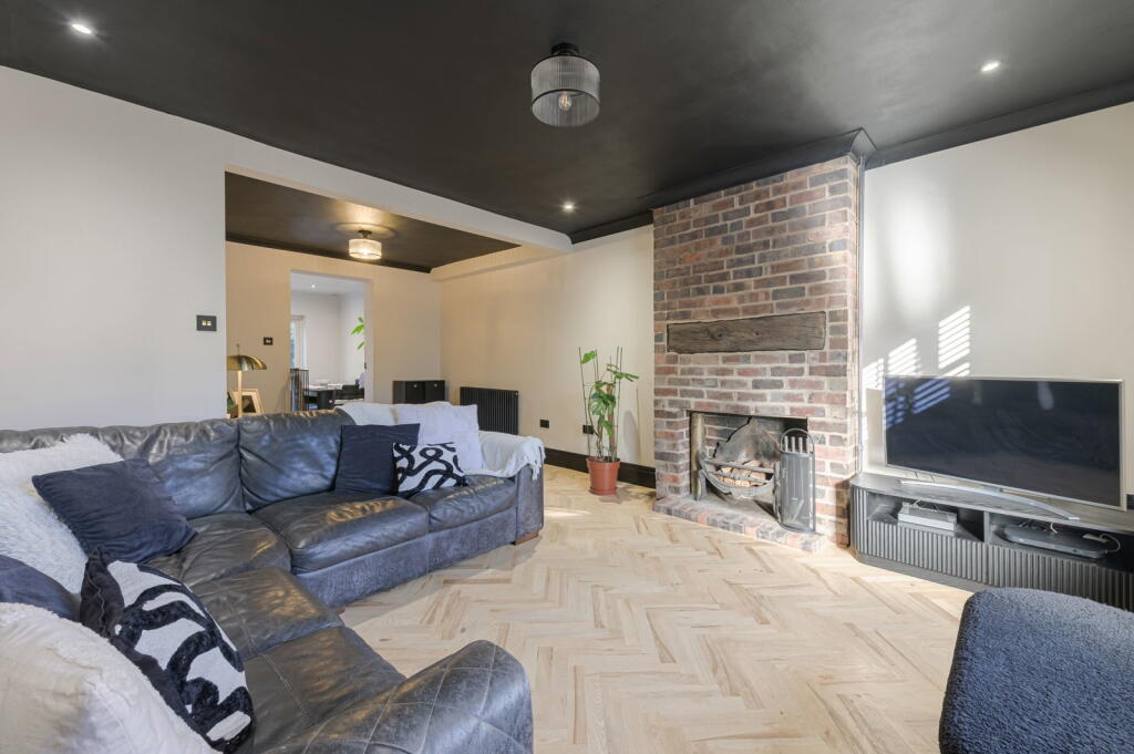 House in Walsall - View 5