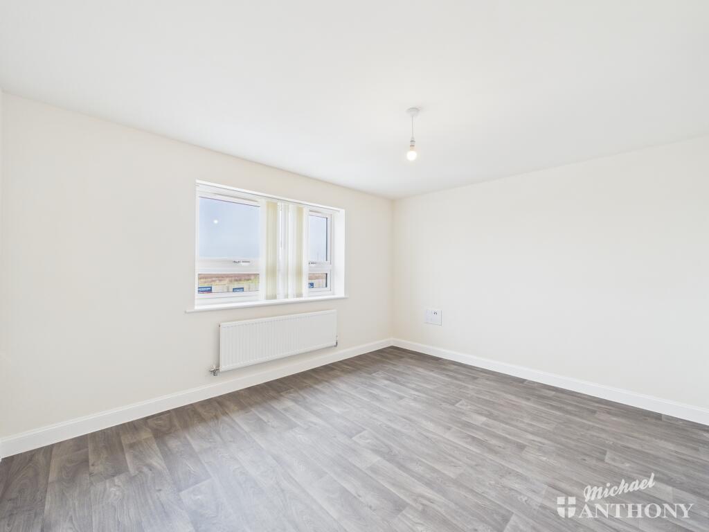 House in Luton - More