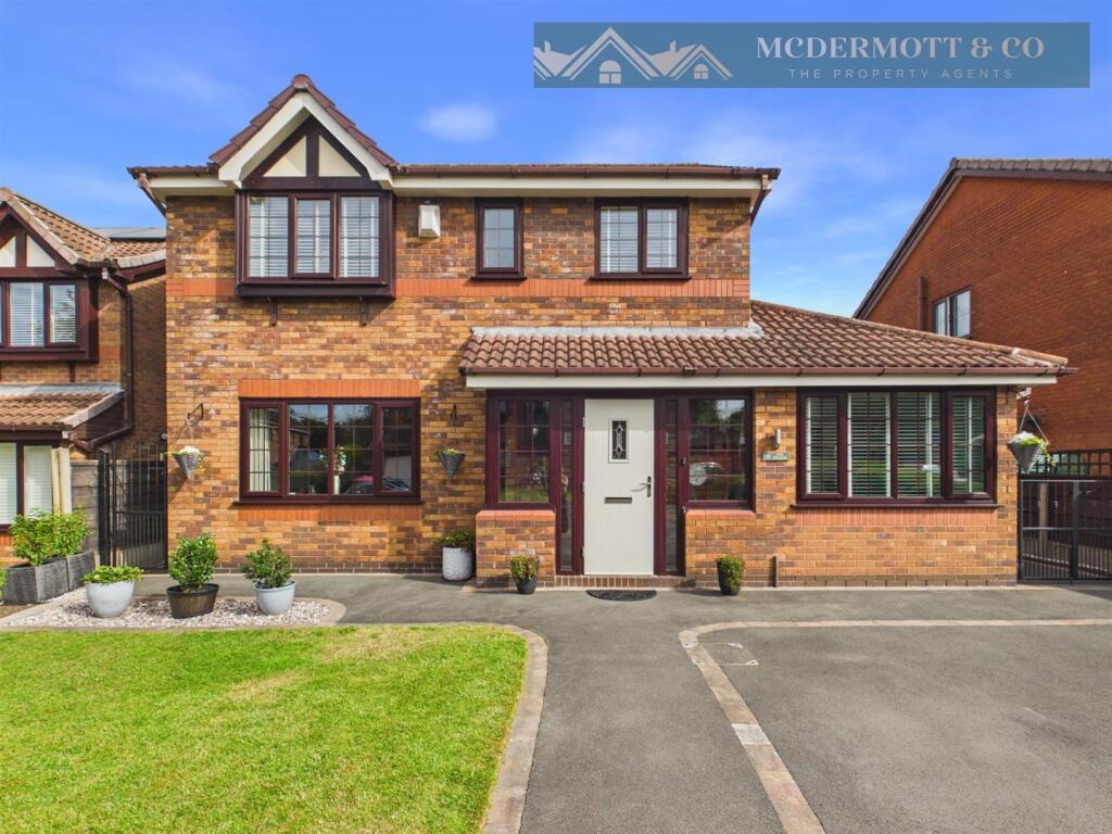 Main image of property: The Stables, Droylsden