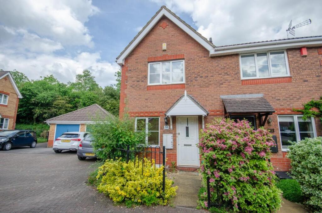 Main image of property: Westons Brake, Emersons Green, Bristol, BS16 7BP