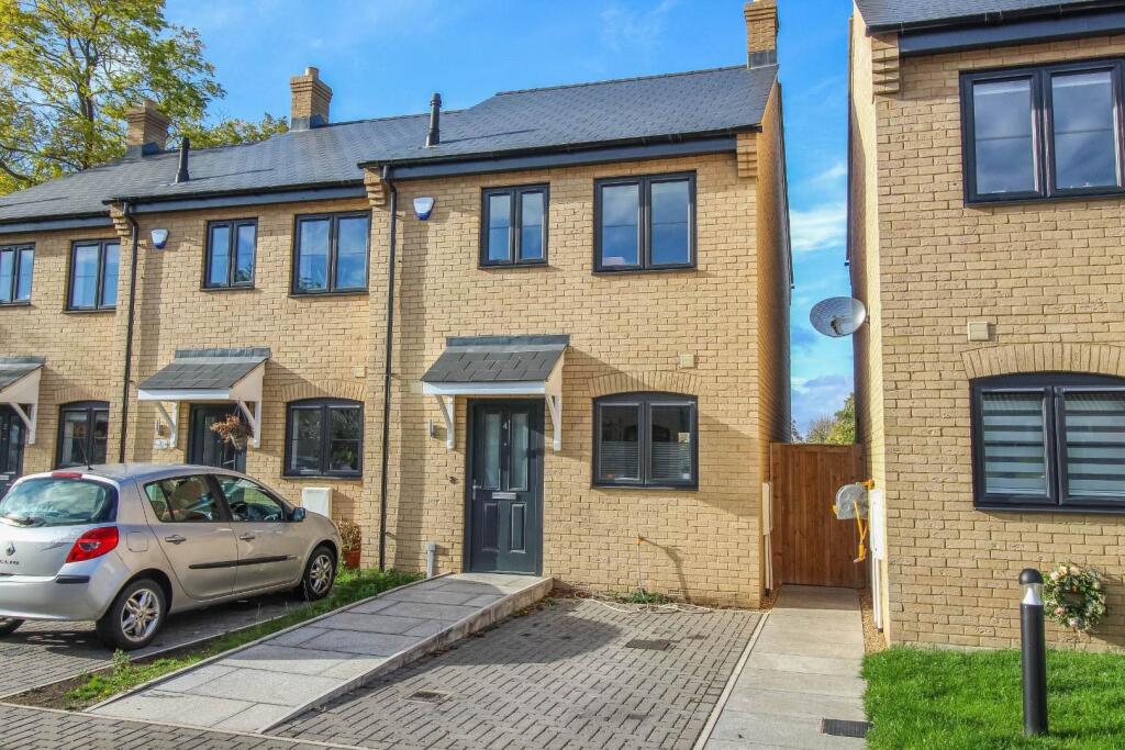 Main image of property: Meadow View, Great Shelford, Cambridge