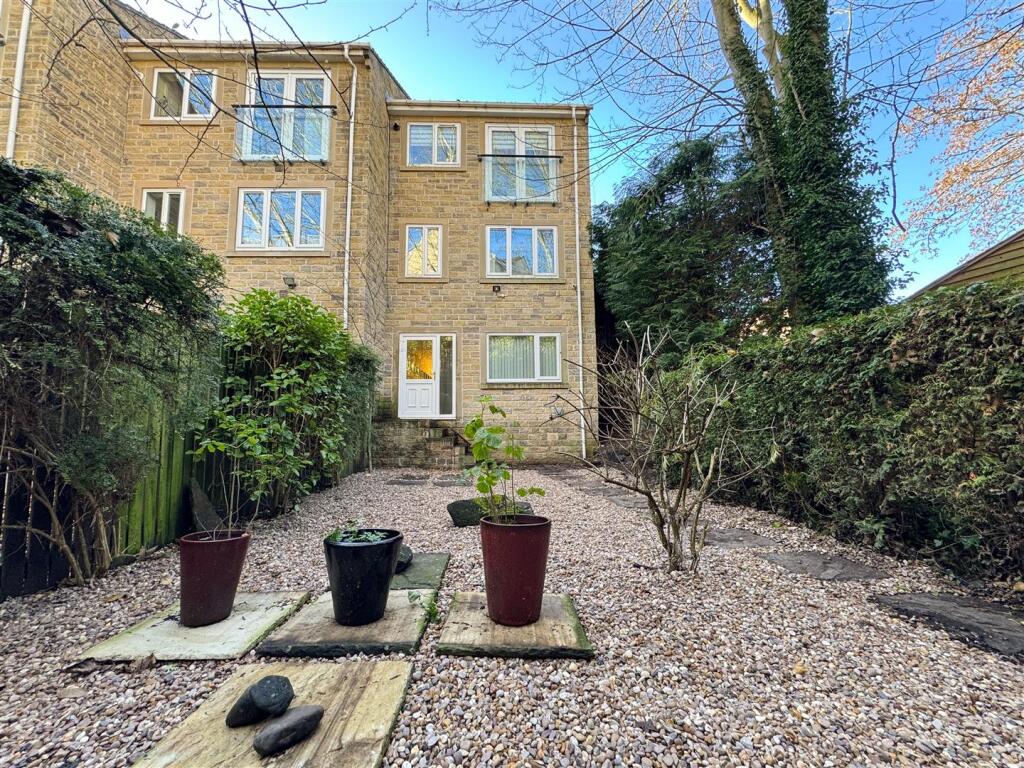 Main image of property: Acorn Court, Oughtibridge, S35