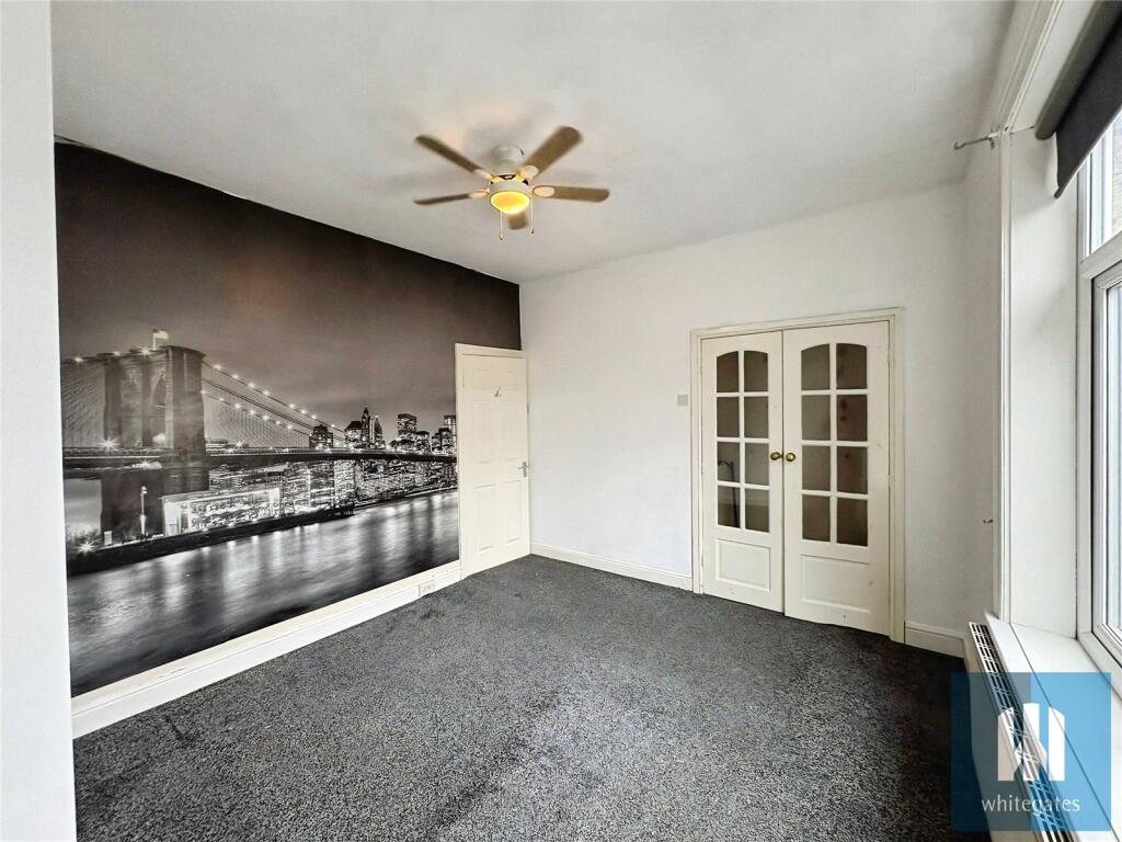 House in Wakefield - View 5