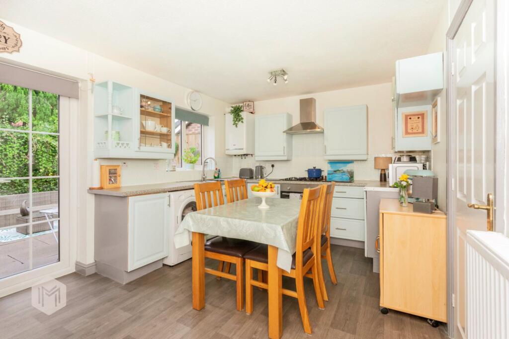 Campbell Close, Walshaw, BL8 photo 2
