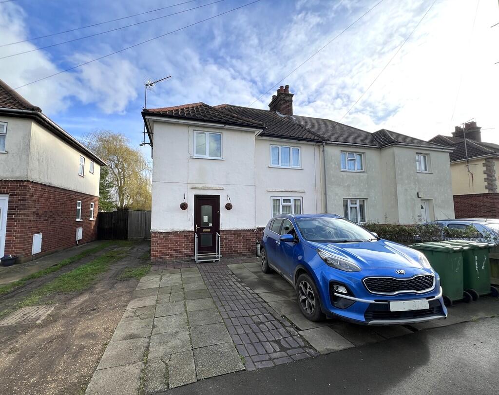 Main image of property: Wenny Estate, Chatteris, Cambs., PE16 6UX