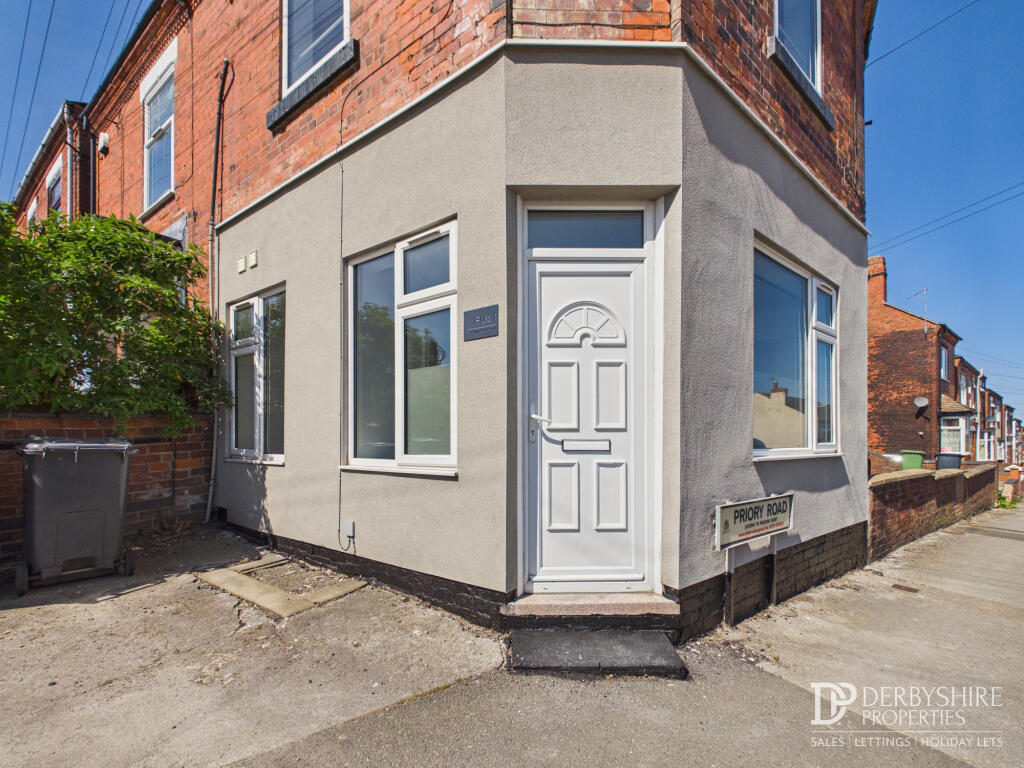 Main image of property: 99 Mansfield Road, Alfreton, Derbyshire, DE55