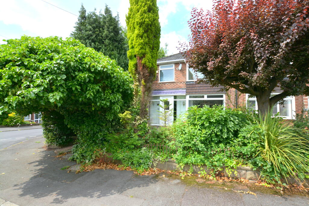 Main image of property: Wynne Grove, Denton, Manchester, M34 6FU
