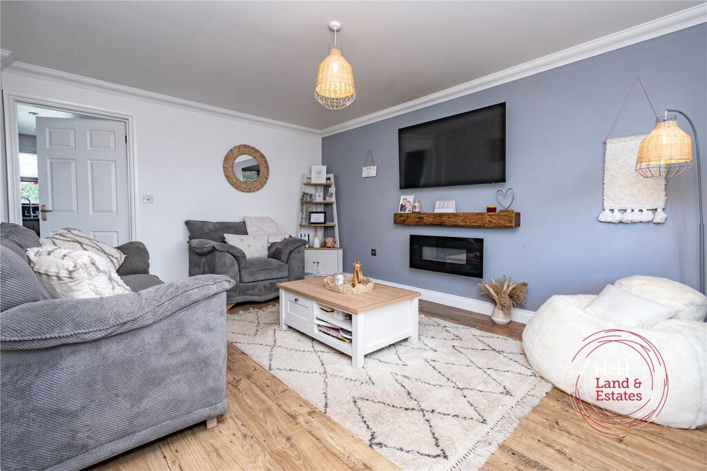 13 Hawthorn Drive, Penrith, Cumbria photo 4