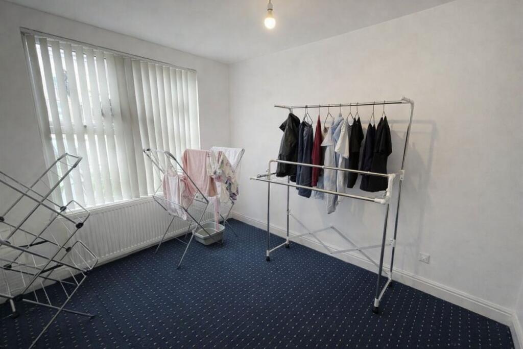 House in Hemel Hempstead, High Wycombe Community Board - More