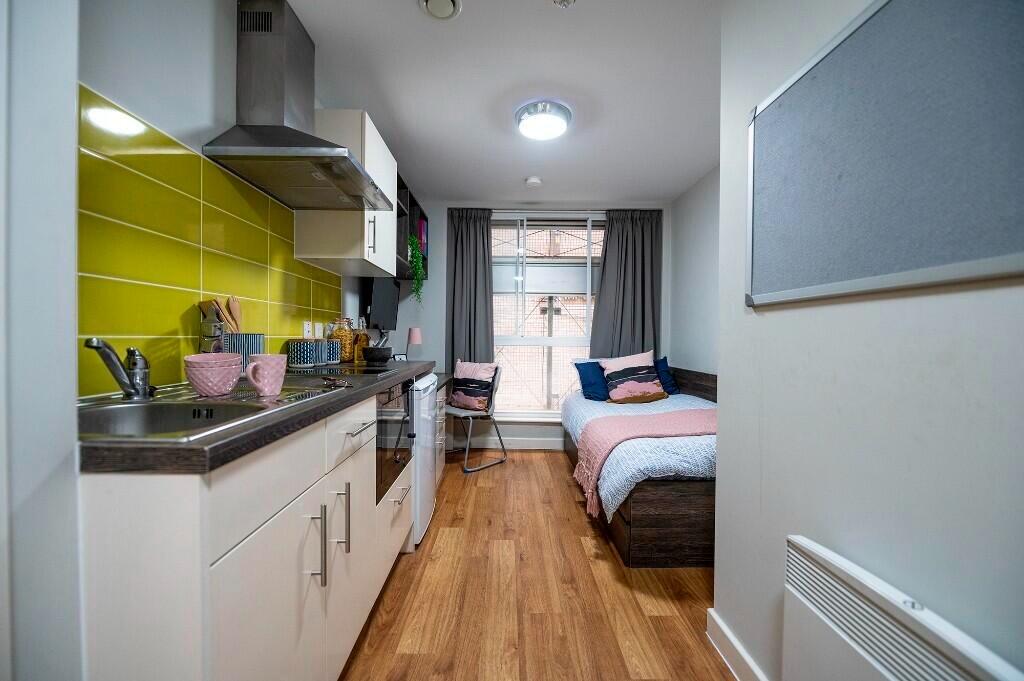 Apartment in Liverpool, Cavern Quarter - More