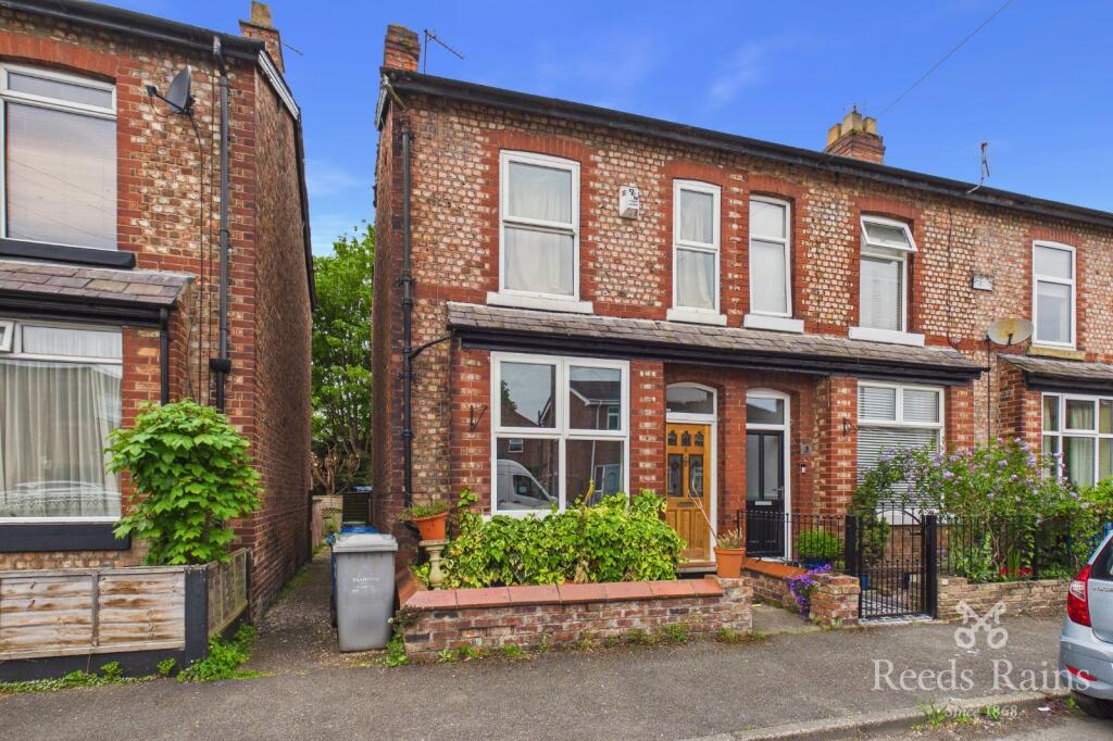 Main image of property: Lawson Grove, Sale, Greater Manchester, M33