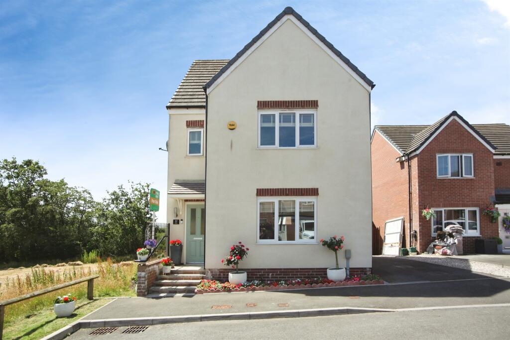House in Newport, Penmaen - View 2