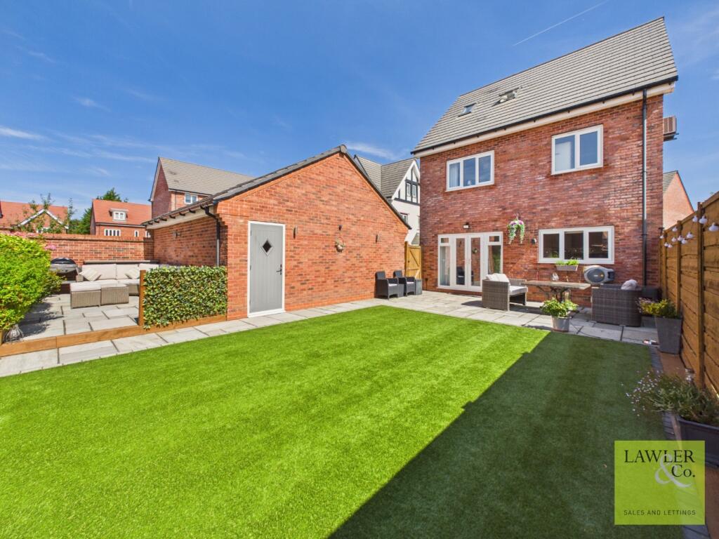 Peterfield Way, Poynton, Stockport, Cheshire, SK12 1BD photo 2