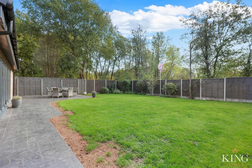 Additional image 34 of Ardens Close, Redditch