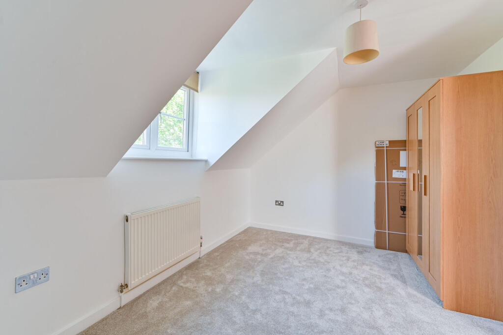 Apartment in London - More