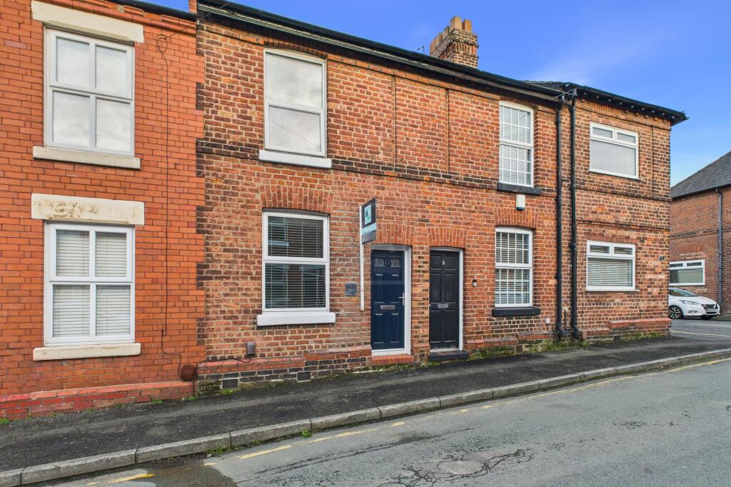 Main image of property: Chapel Lane, Stockton Heath, WA4