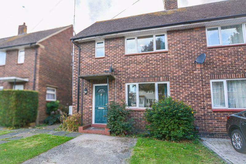 Main image of property: Norwich Avenue, Southend-On-Sea