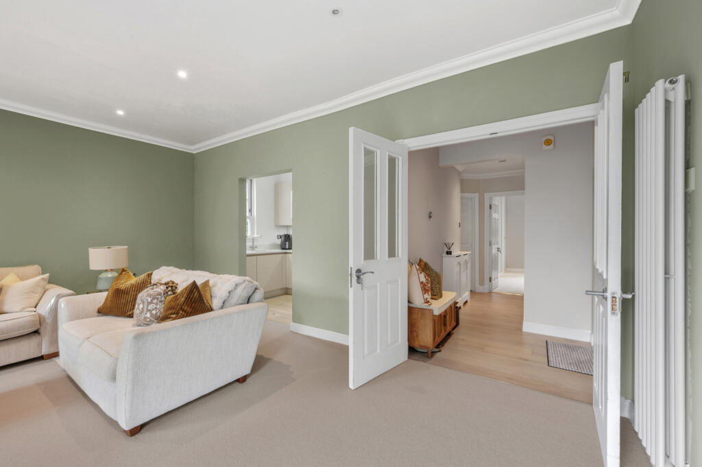 Apartment in London - View 5