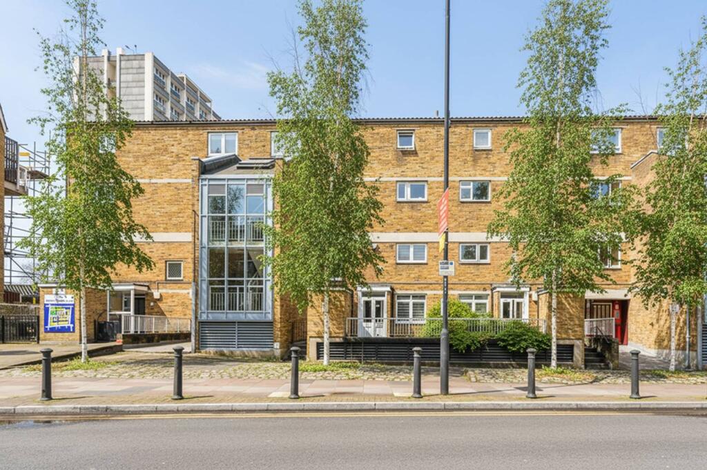 Main image of property: Cable Street, Shadwell, London, E1