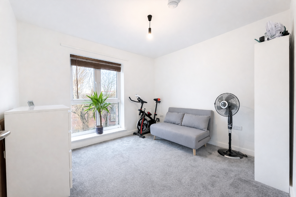 Pennine Court, Belmont Way, Stockport, SK4 photo 3
