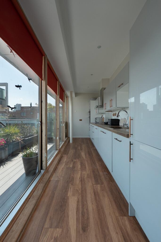 Apartment in London, De Beauvoir Town, Hoxton - View 5