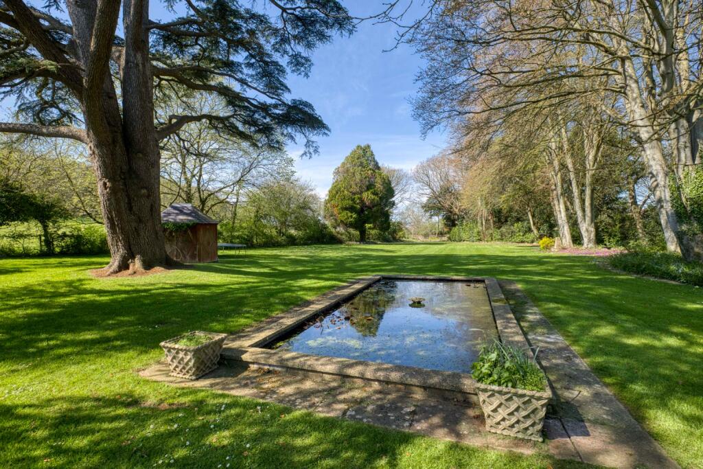 Additional image 25 of Stunning house with park like grounds close to Wells