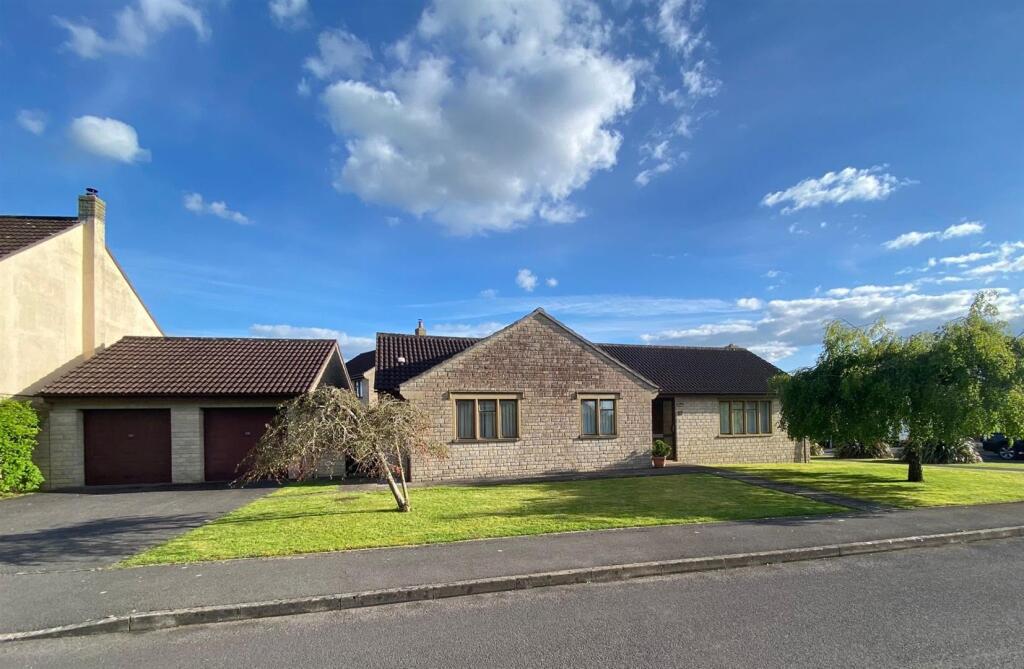 Main image of property: Freame Way, Gillingham