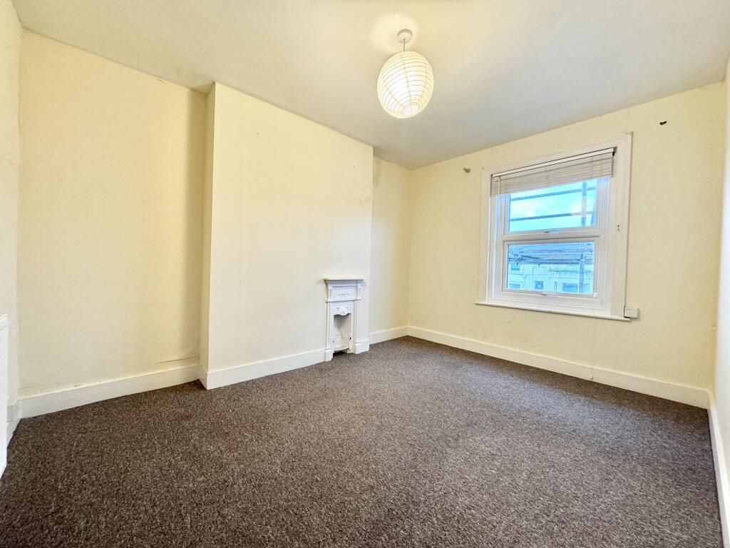Apartment in Margate, Cliftonville West, Cliftonville - View 4