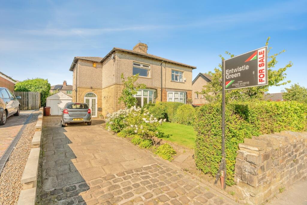 Main image of property: Pasturegate, Burnley, Lancashire, BB11
