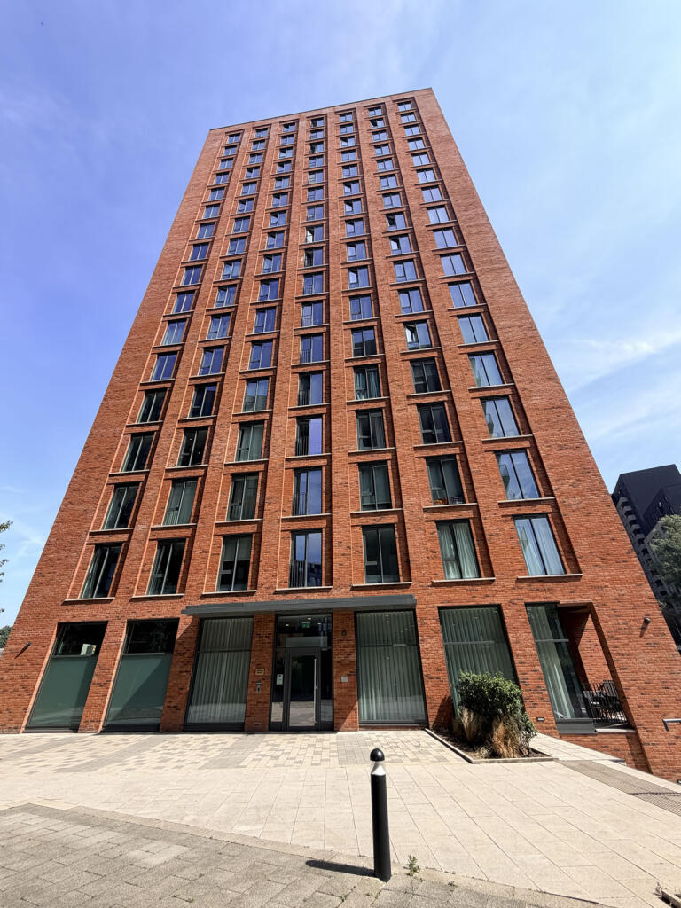 Main image of property: Silkbank Wharf, 21 Derwent Street, Salford, M5 4JR