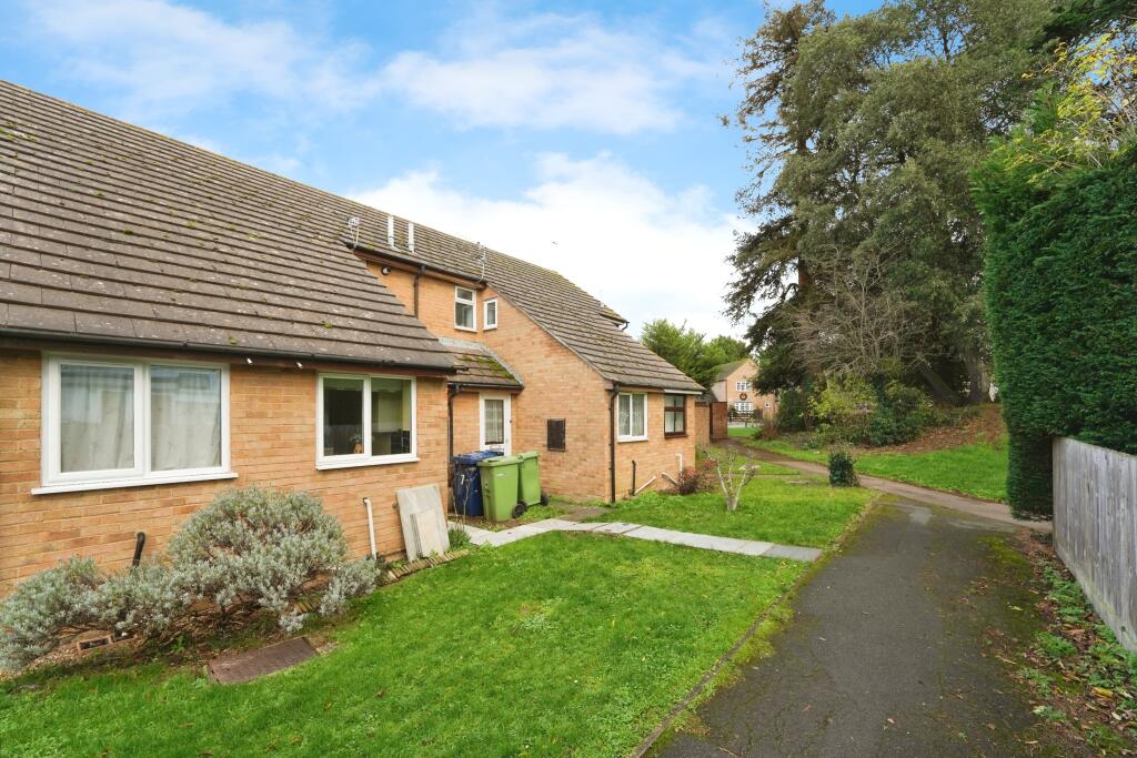 Redwood Court, Tewkesbury, GL20 photo 3