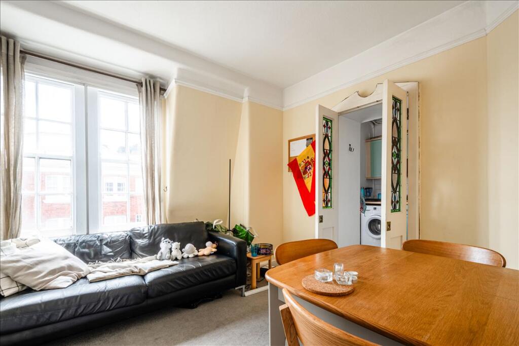 Apartment in London - View 2