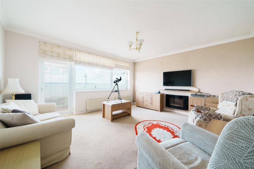 Castle Marina, Marine Parade East, Lee-on-the-Solent, Hampshire, PO13 photo 3