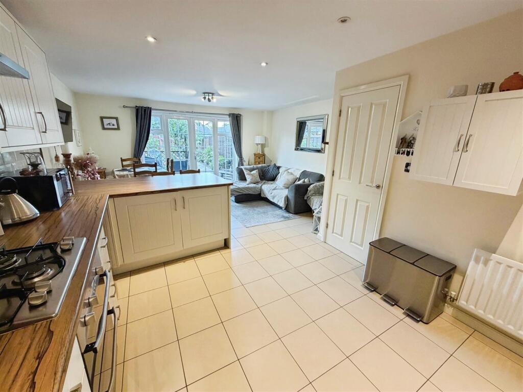 House in West Suffolk, Red Lodge - View 5