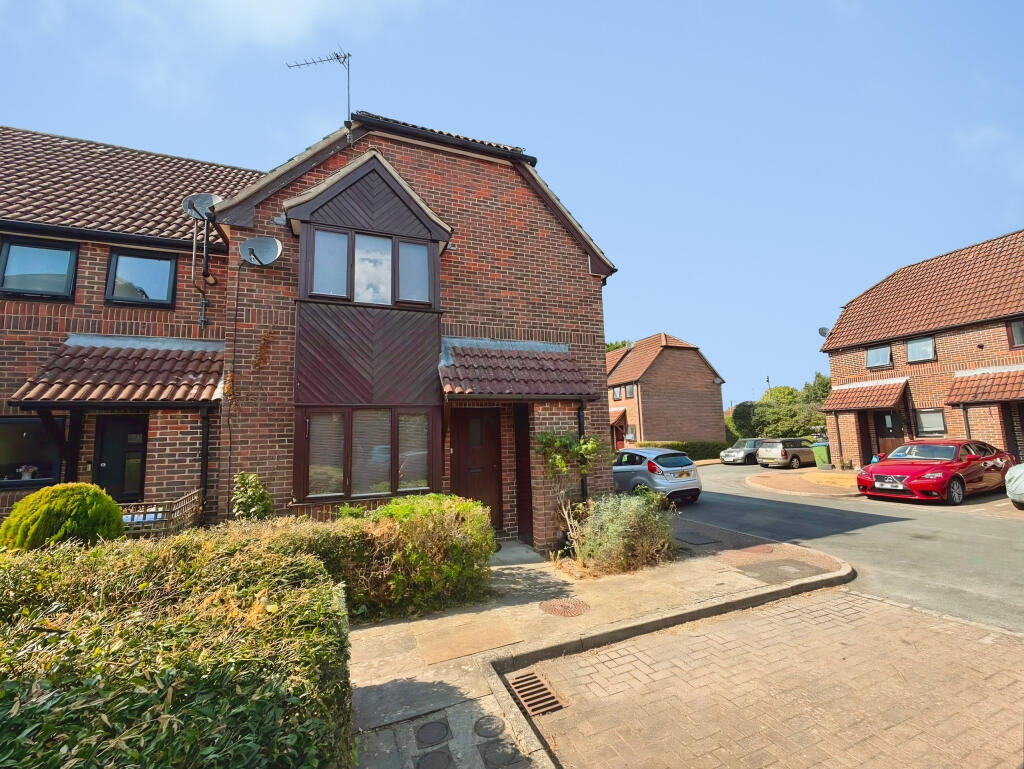 Main image of property: Kingsmead Place, Broadbridge Heath, RH12 3TA
