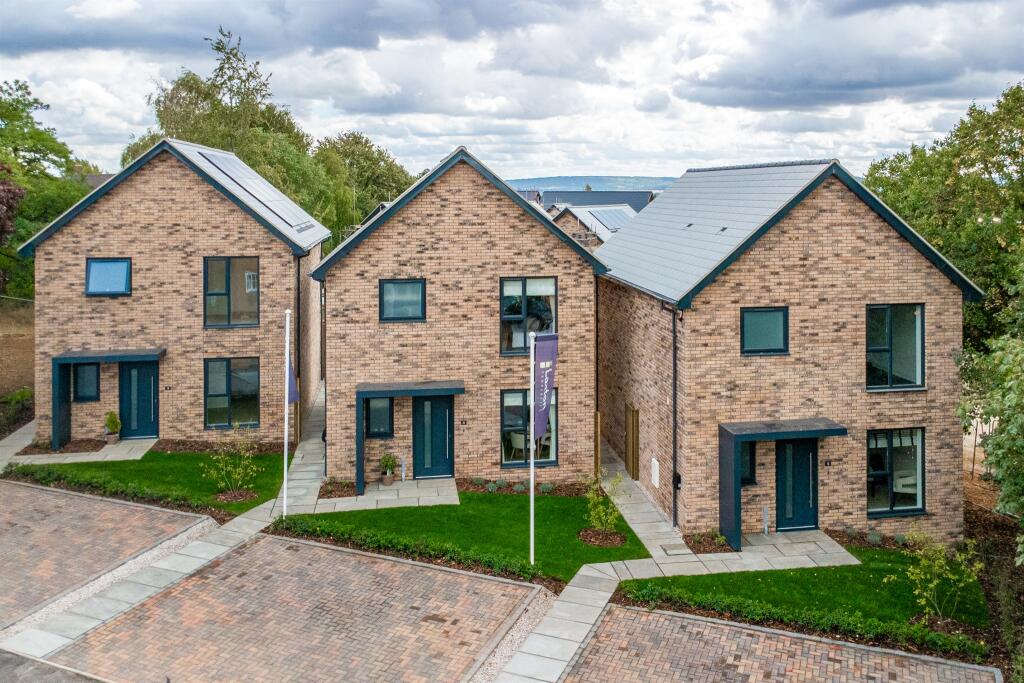 Main image of property: Chiltern View, Stone