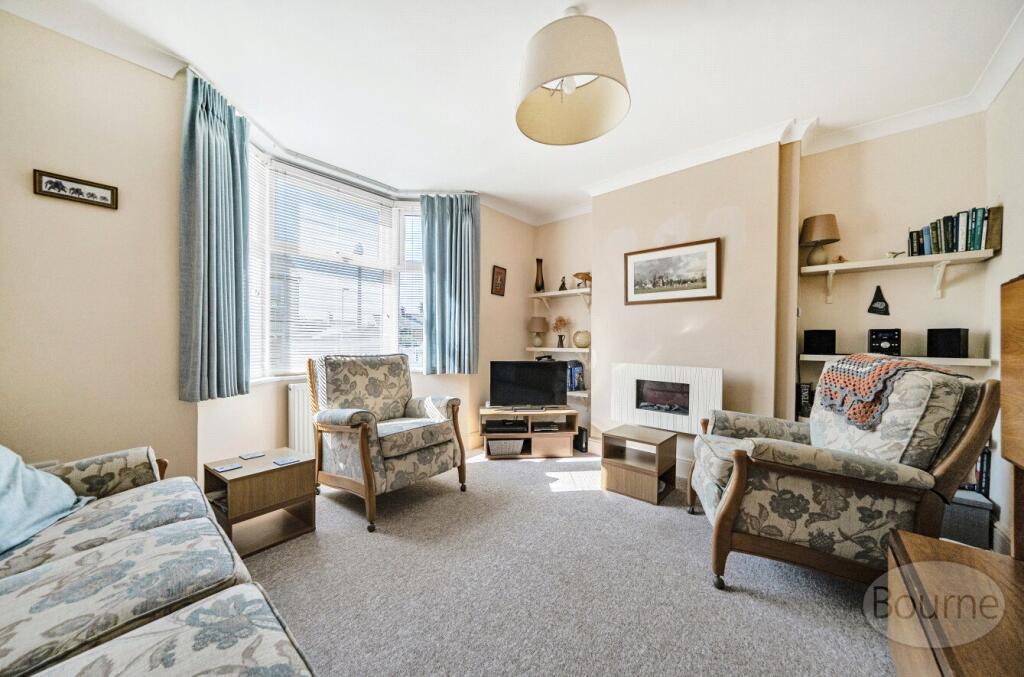 House in Guildford - View 2