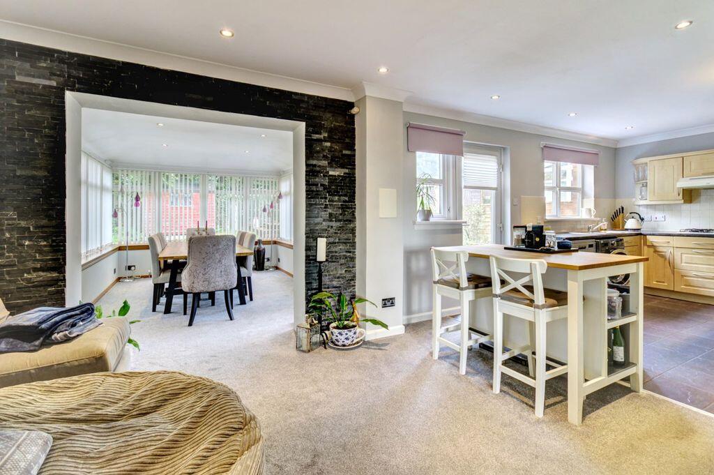House in Dumbarton, Westcliff - View 5