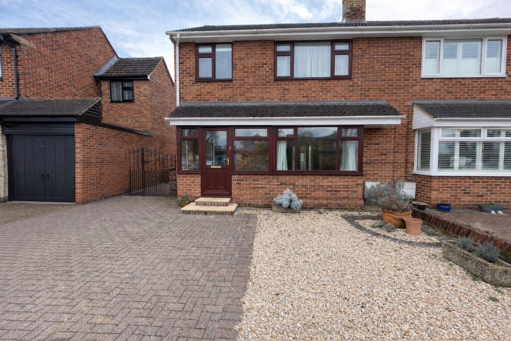 Main image of property: Thames Avenue, Swindon