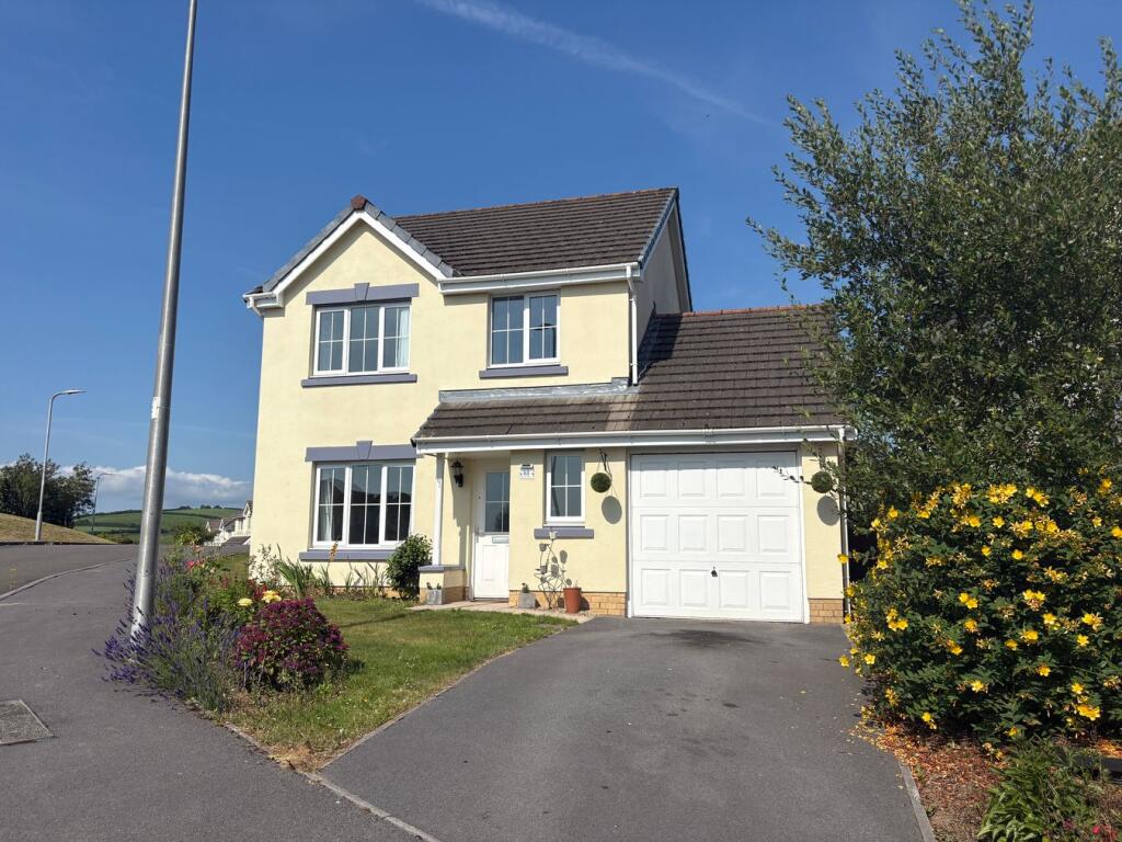 Main image of property: Maes Y Wennol, Carmarthen, SA31