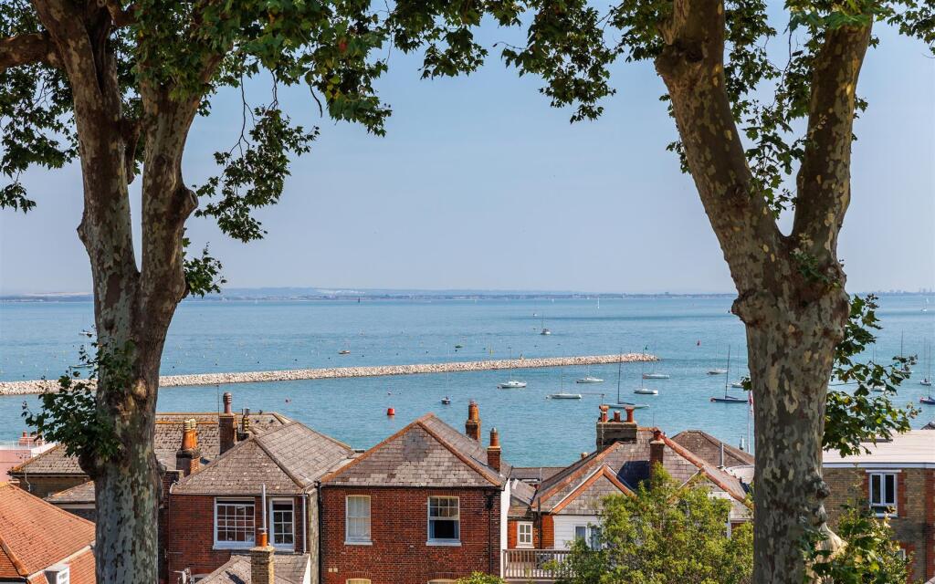 Main image of property: Cowes, Isle of Wight